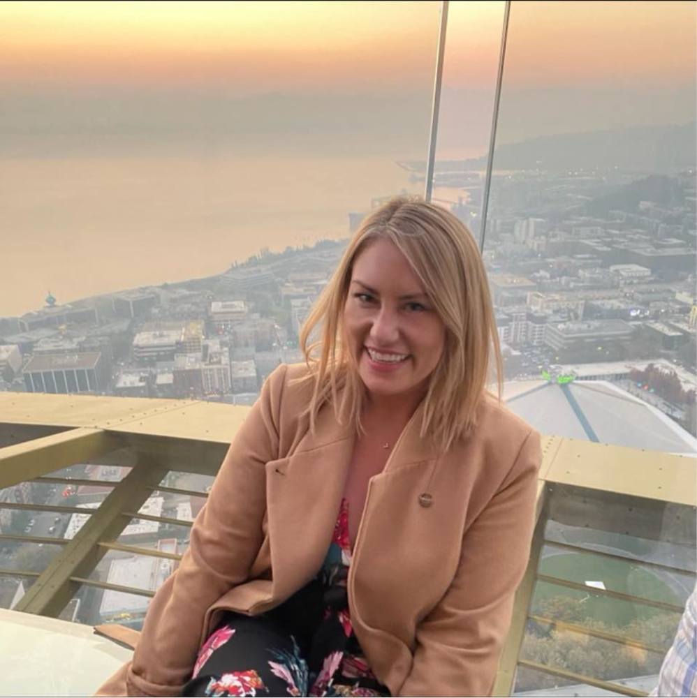Meet your Posher, Lauren
